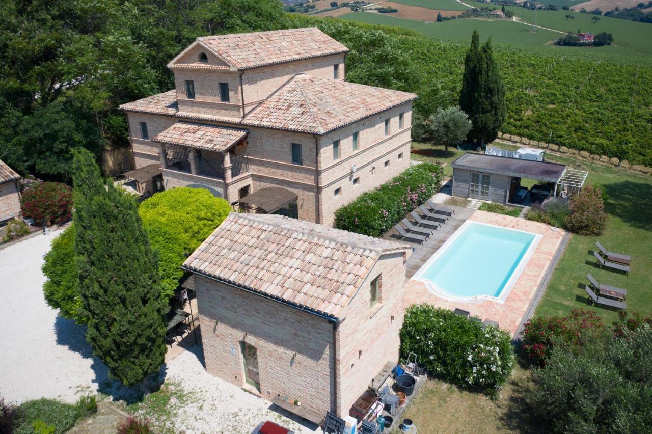 La Vita Nuova Appartements - Appart B&B Morro d'Alba Bagian luar foto