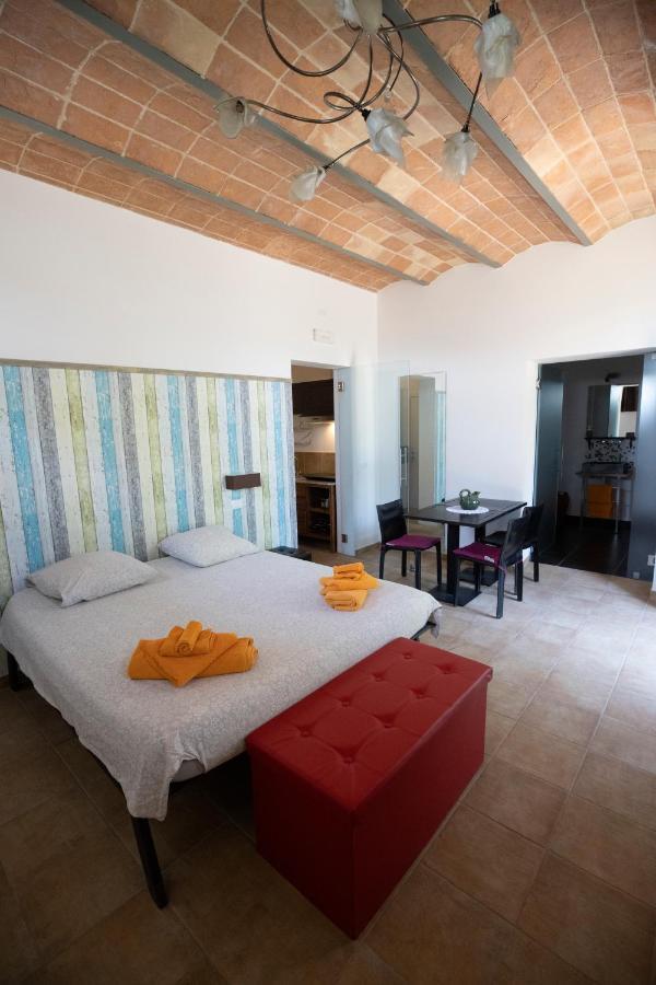 La Vita Nuova Appartements - Appart B&B Morro d'Alba Bagian luar foto